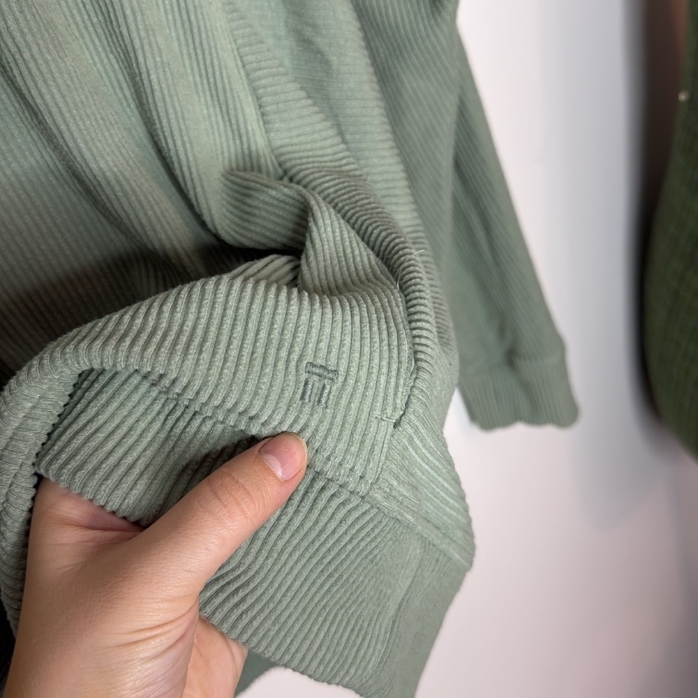 Tommy John Lounge Ribbed Sweatshirt Pull Over Size XS Sage Green - Picture 4 of 8